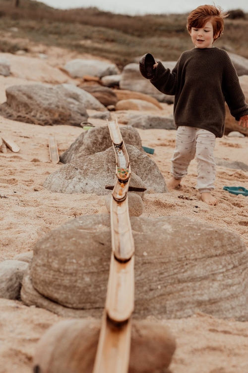 data-71.jpg QToys Australia (USA) Bamboo Channel set of 18 pcs - Image 1