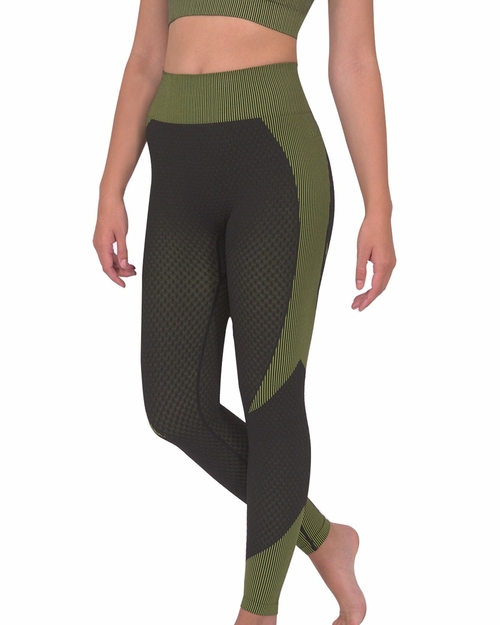 data-622.jpg Trois Seamless Legging - Black with Green - Image 1